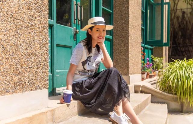 美丽女人这么多，凭什么她就是icon