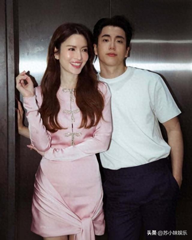 泰剧女神Aff和男友Nonkul合体,分享恋爱细节,回应3年之约