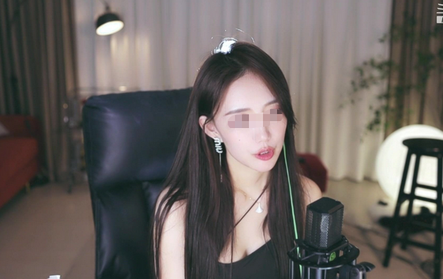 榜一大哥40万一晚约睡女主播，事后觉得吃亏报警，警方：没收嫖资