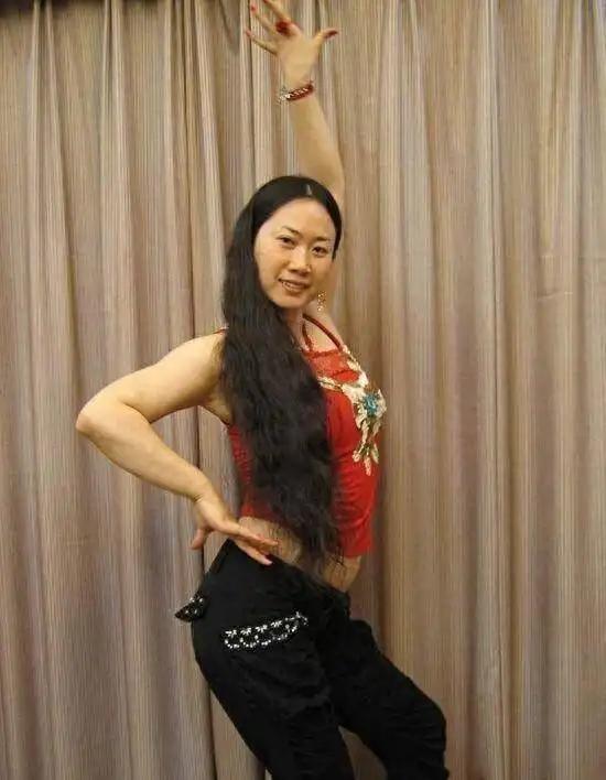 网红鼻祖芙蓉姐姐:从万民嘲笑到低调富婆,她才是最清醒的那一个