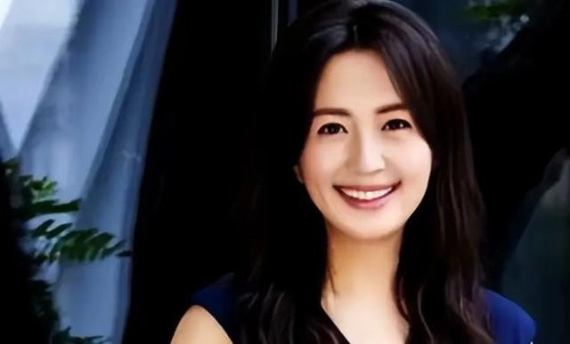 曾经的央视最美主持,却在拍戏时怀孕,今孩子已16岁生父依然成谜