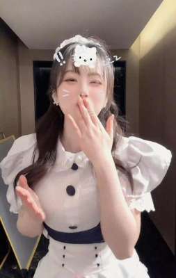 女主播女仆装跳舞(《黑神话》萍萍演员穿女仆装热舞 让人目不转睛)