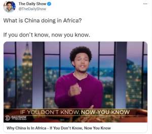 外国女主播与中国对骂(拿这件事儿喷中国？美国脱口秀主持人“崔娃”翻车，被非洲网友大骂“忘本”)