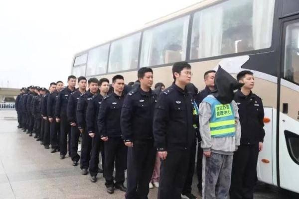 揭秘！价值千万的女主播“海王”话术