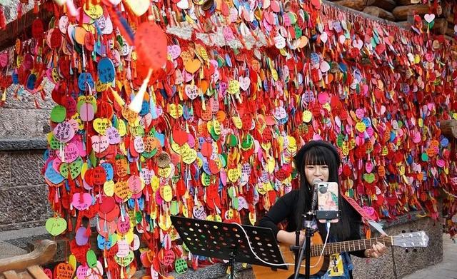 旅游目的地如何玩转直播?除了猎奇还需要更多……