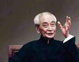 熊猫tv女主播小月月(吸完南怀瑾先生的三支烟，我承认自己彻底晕了)