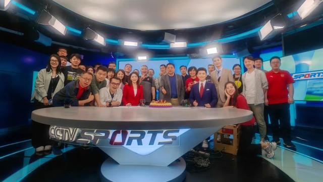 00后主持人出镜!中央广播电视总台《体坛晨报》迎来青春面孔