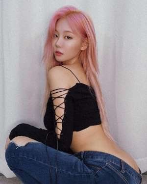 深夜福利韩国女主播(韩国H罩杯主播빛베리Berry福利图 身材也太好了)