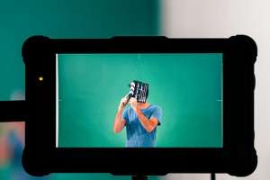 韩国女主播 阿里ed2k(爱腾涨价被诟病，为何高价奈飞风景独好？)