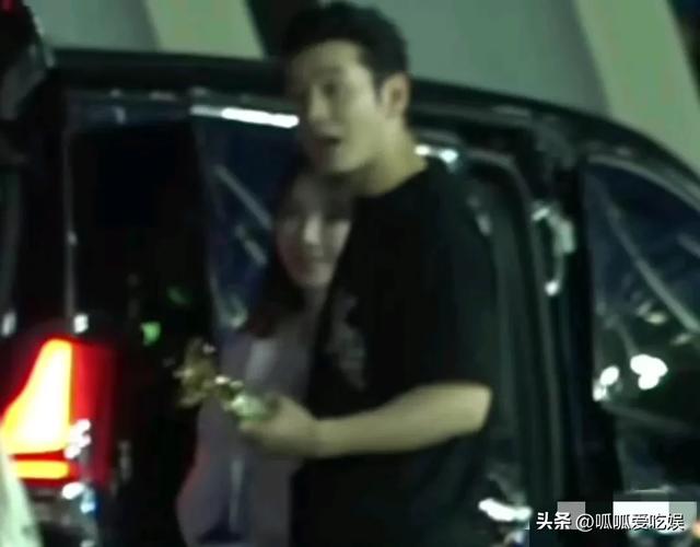 看了直播间的baby,才发现怪不得她红，只因能屈能伸