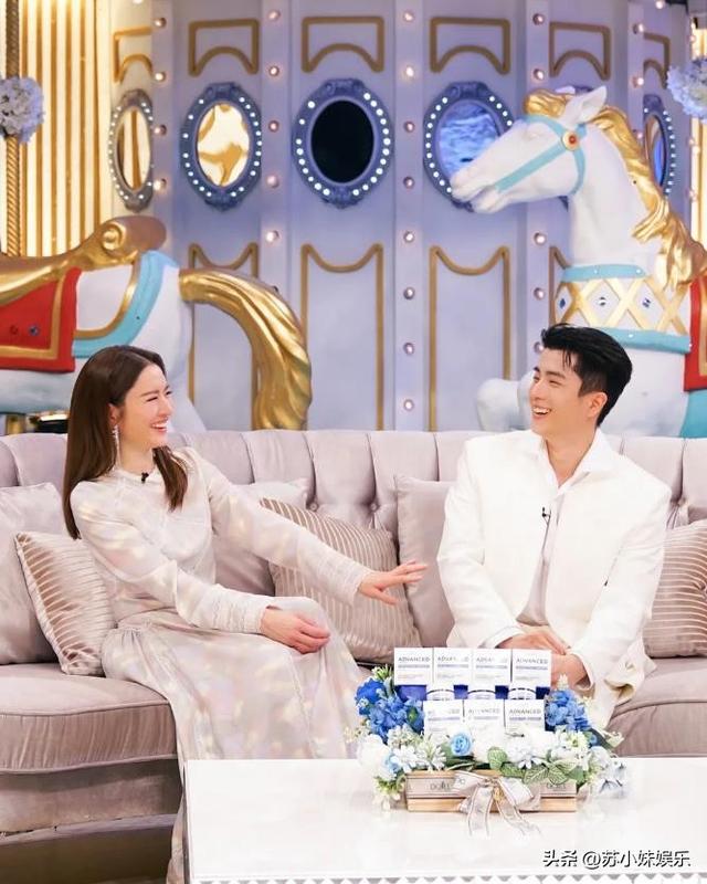 泰剧女神Aff和男友Nonkul合体,分享恋爱细节,回应3年之约