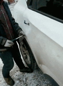 郑凯前女友程晓玥穿紧身裤直播，私处若隐若现，明星也开始擦边