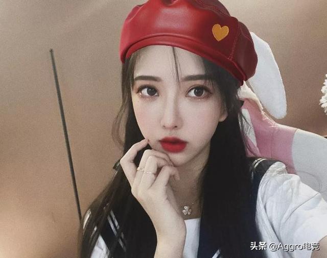 斗鱼舞蹈一姐停播后回归,跳舞4小时仅赚3209块,还是和榜1玩爽?