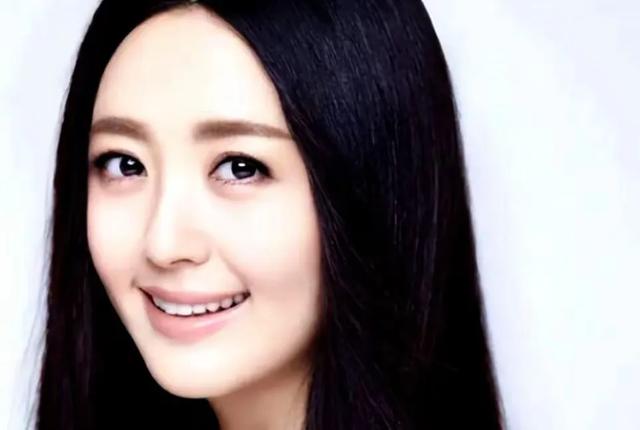 曾经的央视最美主持,却在拍戏时怀孕,今孩子已16岁生父依然成谜