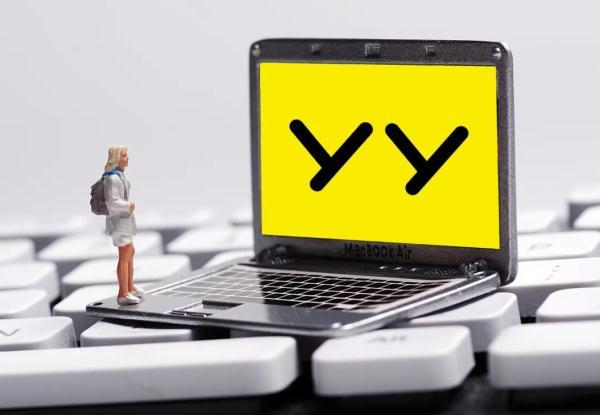 YY平台邀请16岁以下未成年人直播 还诱导打赏