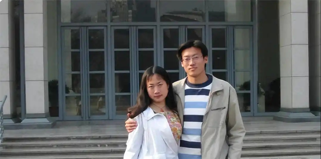 网红鼻祖芙蓉姐姐:从万民嘲笑到低调富婆,她才是最清醒的那一个