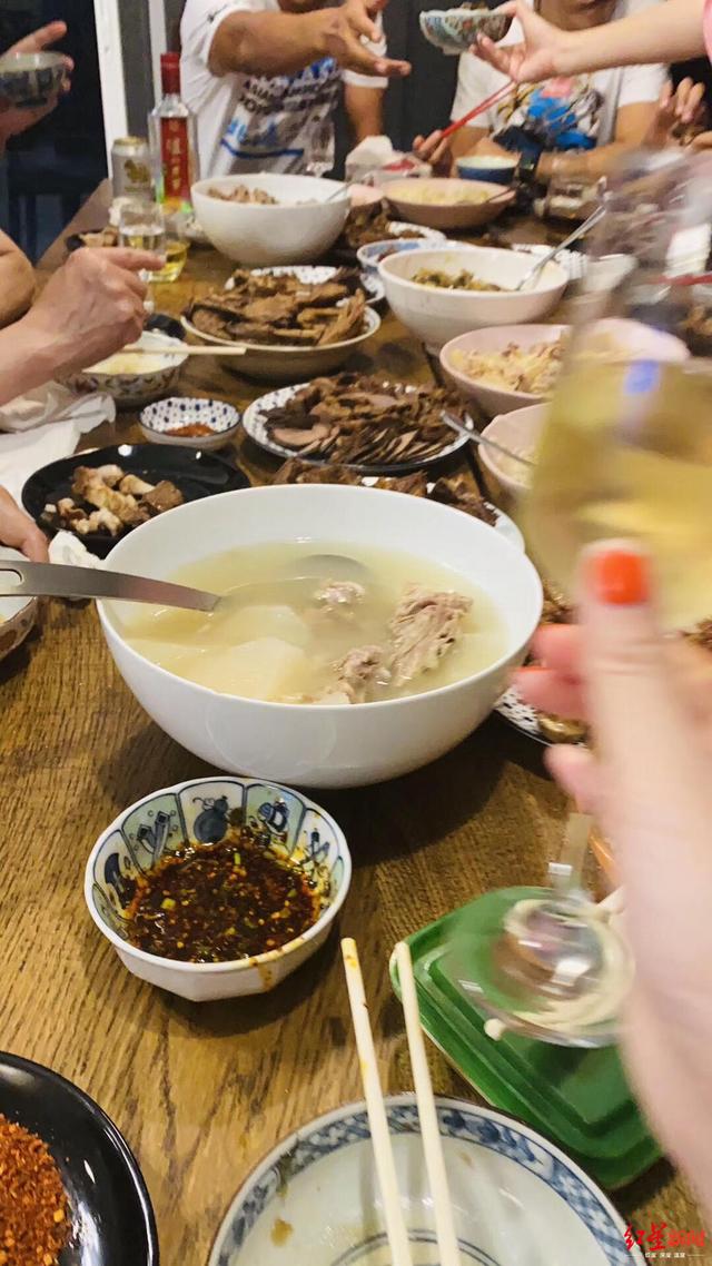 泰囧?泰困!成都女主播“滞留”泰国27天:面朝大海也索然无味,正常生活才最可贵