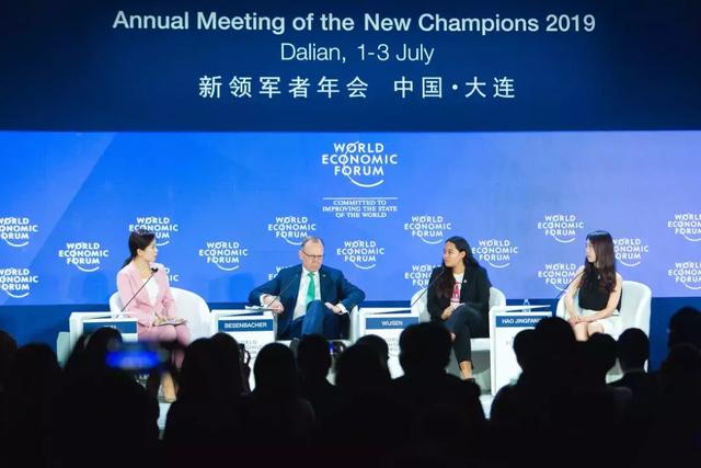 有颜值有实力!这位凤凰女主播是咱大连人