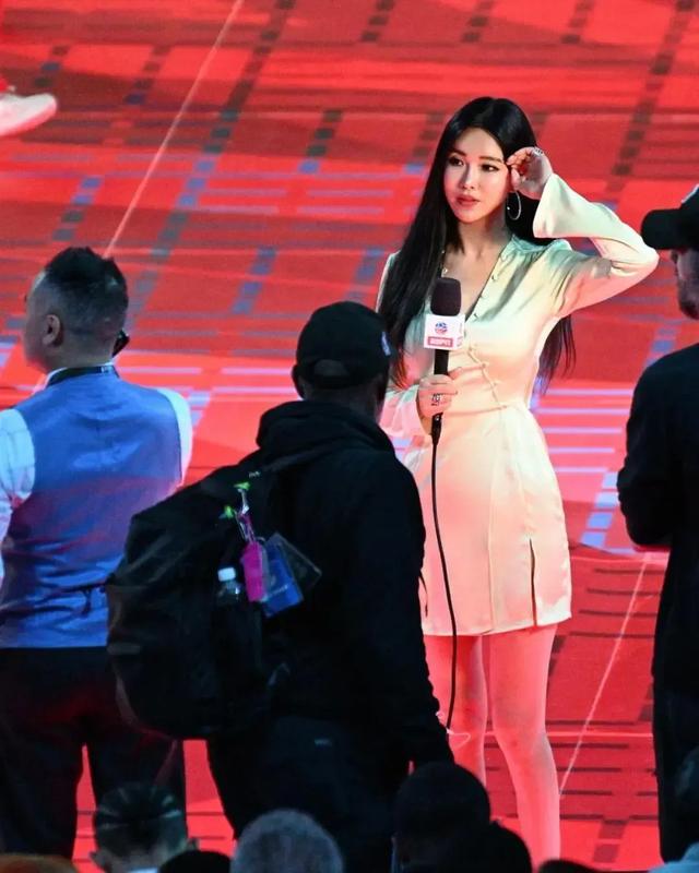 腾讯NBA五大美女主持人和五大外派美女记者大比拼 张曼源能夺魁吗