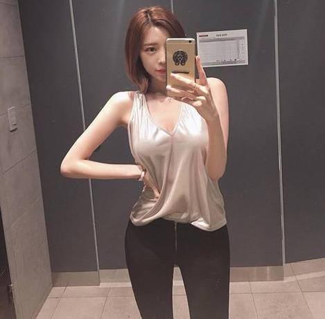 韩国主播米娜娜热舞、这身材爆表啊!