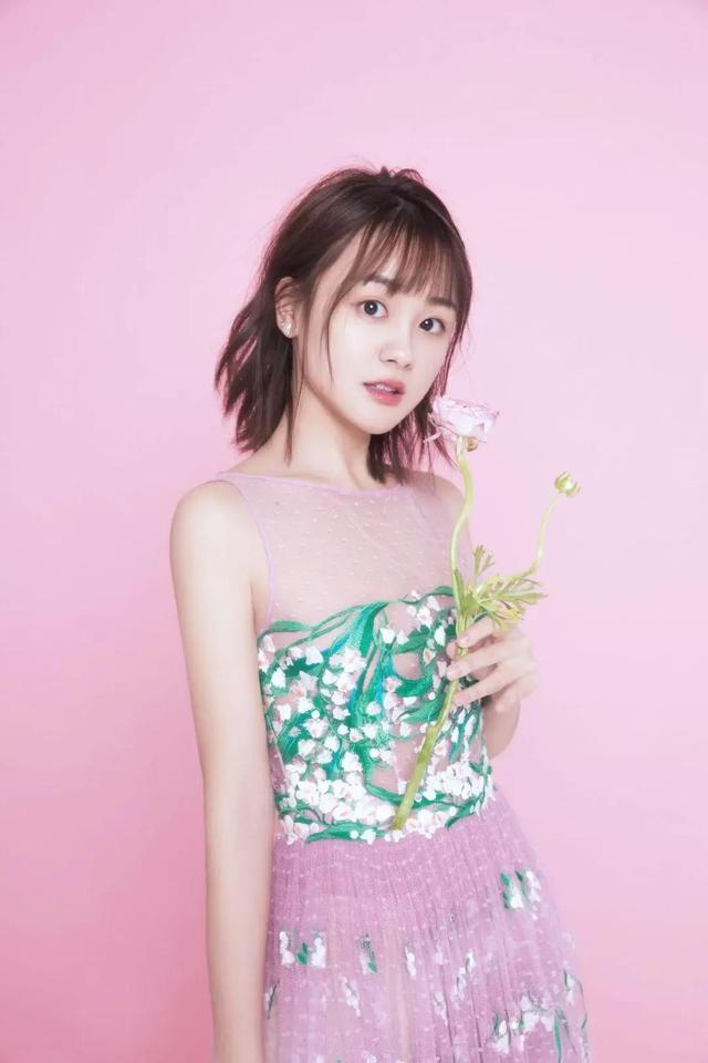 陈芳彤:曾用名林千鹿,《君九龄》中饰柳儿,今多演女主