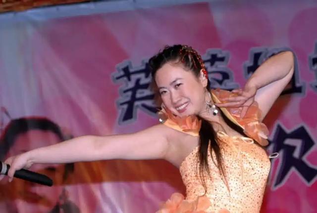 网红鼻祖芙蓉姐姐:从万民嘲笑到低调富婆,她才是最清醒的那一个