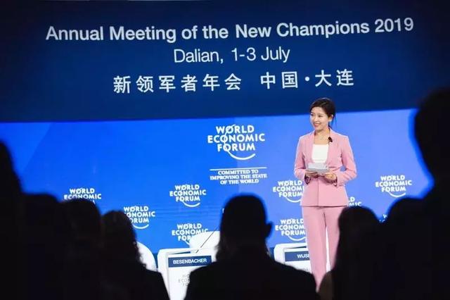 有颜值有实力!这位凤凰女主播是咱大连人