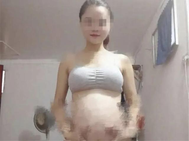 太辣眼！各种孕妇及老年人擦边直播，不忍直视。网友惊呼洗洗眼睛