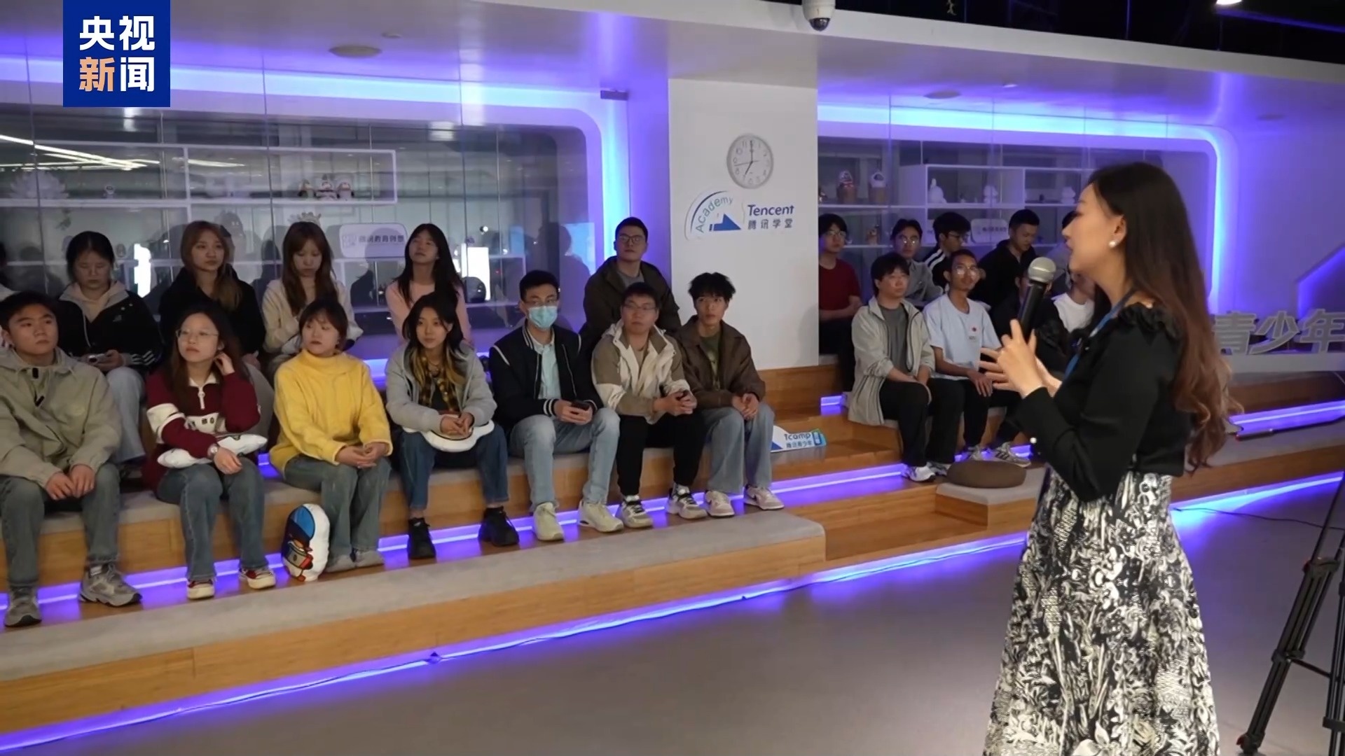 全链条护航高校毕业生高质量就业 政策“大礼包”来了！