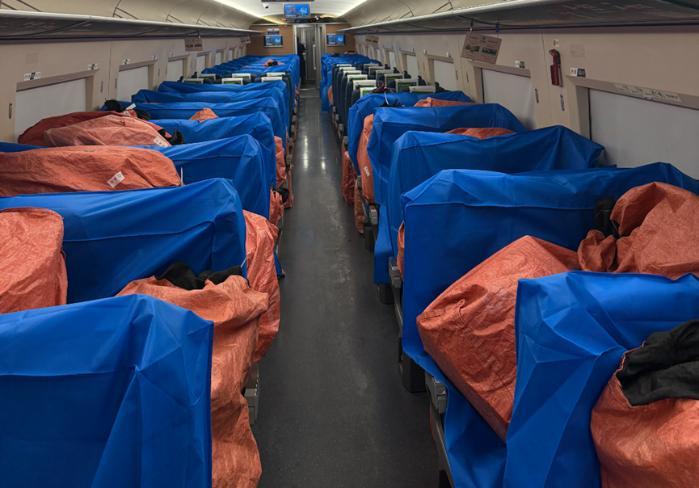 4小时到武汉24小时达新疆，京东助广东荔枝“鲜”到全国