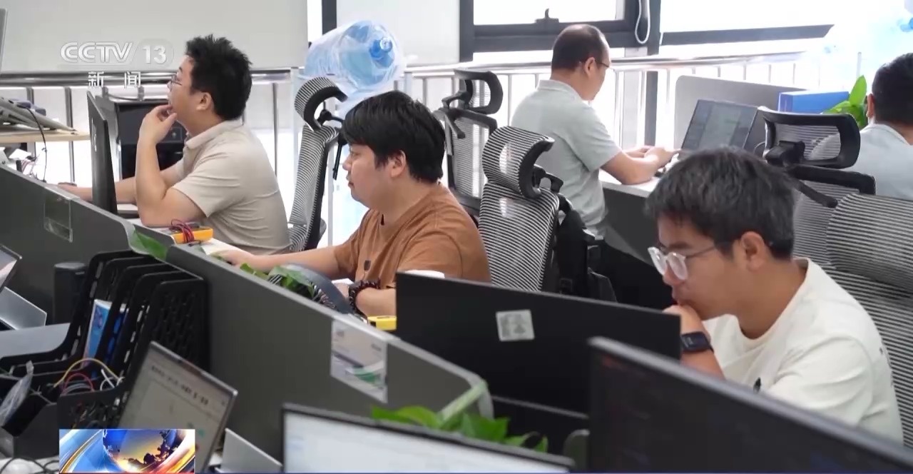 “电子皮肤”诞生记 从“艰难出生”到“跨界新星”