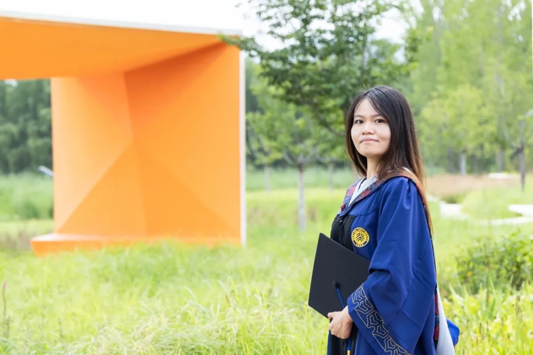 从新燕园出发，一路生花——祝2025届学子毕业快乐！