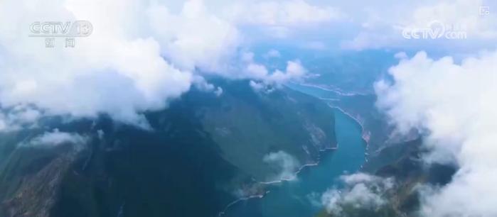 各地妙招频出激发消费潜力 特色“清凉游”带活“避暑经济”