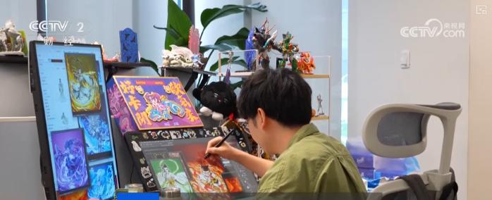 鲜明叙事、工业级制作、衍生品周边……电影市场“热气腾腾” 焕活经典IP撬动新消费