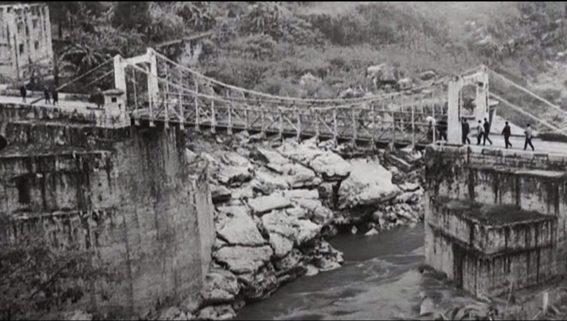 双桥飞渡北盘江：从烽火记忆到复兴之路的钢索跨度