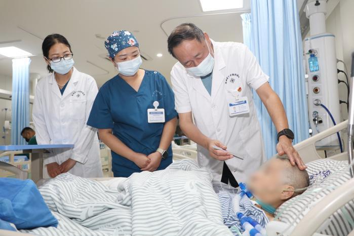 慈溪蓝十字脑科医院：多学科协作助力高位截瘫患者加速康复