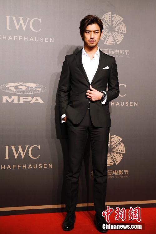 陈柏霖、修杰楷等4名台湾艺人承认花钱伪造病历逃兵役